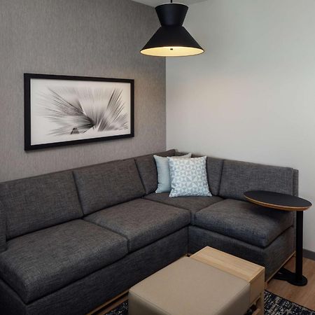 Hyatt Place 卡纳维拉尔角 外观 照片